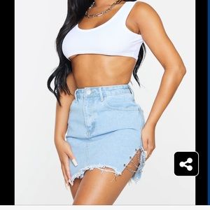 Pretty Little Thing chain skirt NWT